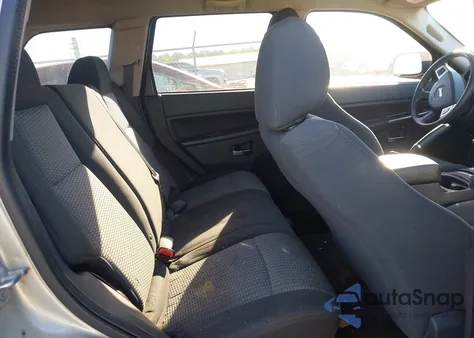 2010 Jeep Grand Cherokee Laredo from USA, damaged, VIN 1J4PR4GK8AC131707